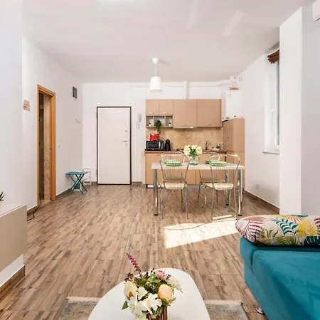Premium Moon Mamaia Nord Năvodari